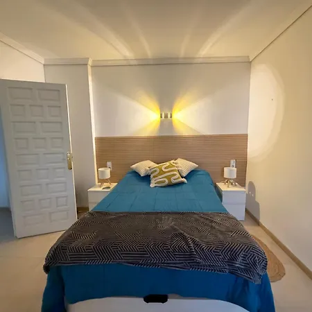Patio Andaluz En Διαμέρισμα Denia